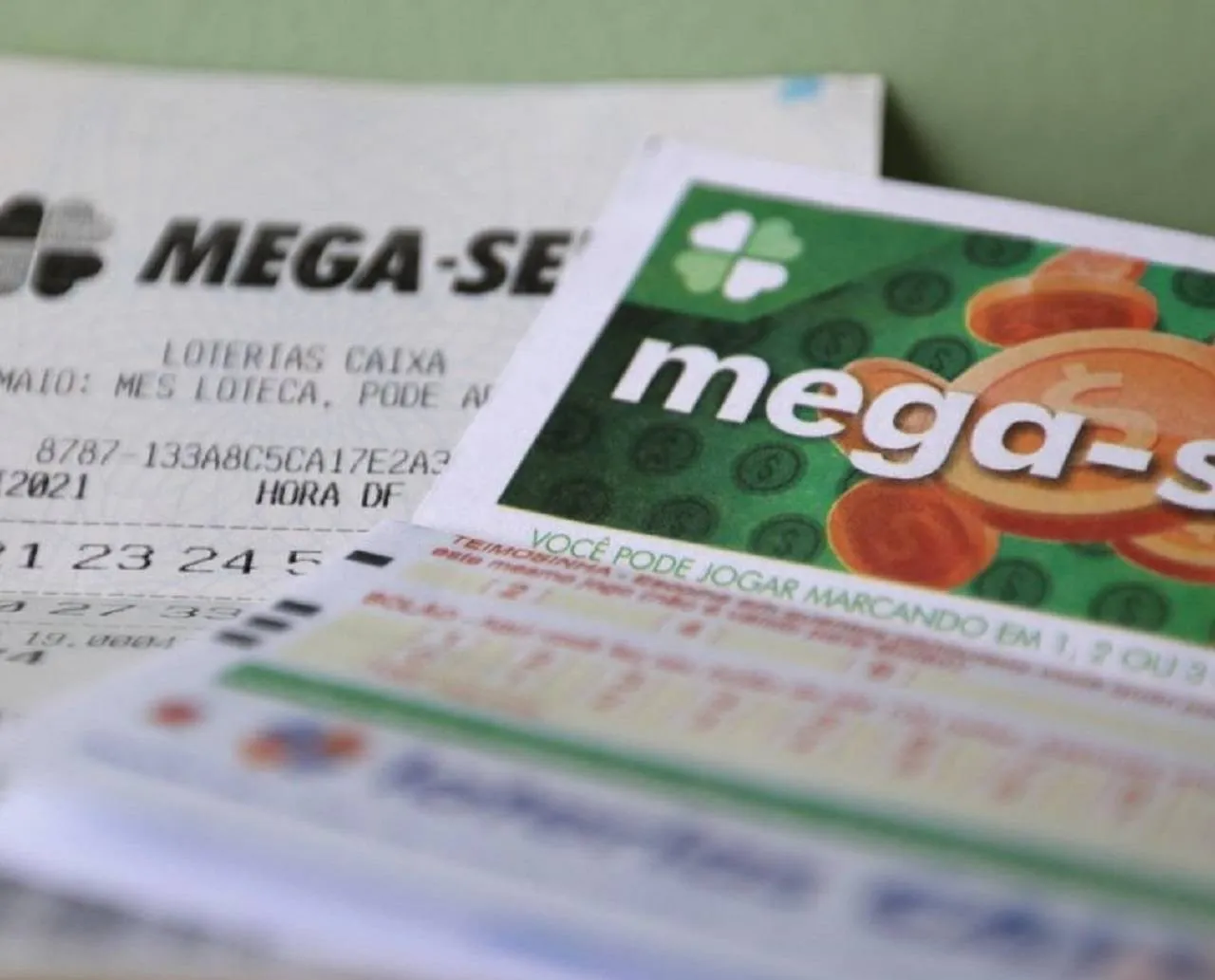 Ninguém acerta as seis dezenas no concurso 2.718 da Mega-Sena e prêmio acumula