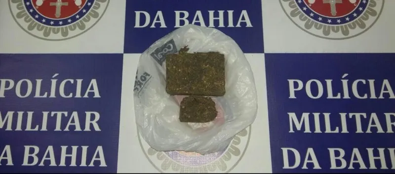 SUBÚRBIO: Policiais militares apreendem maconha durante ação no bairro do Lobato