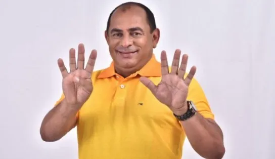 Rede social de prefeito de cidade baiana faz post misterioso sobre saúde do gestor: 'Momento delicado'