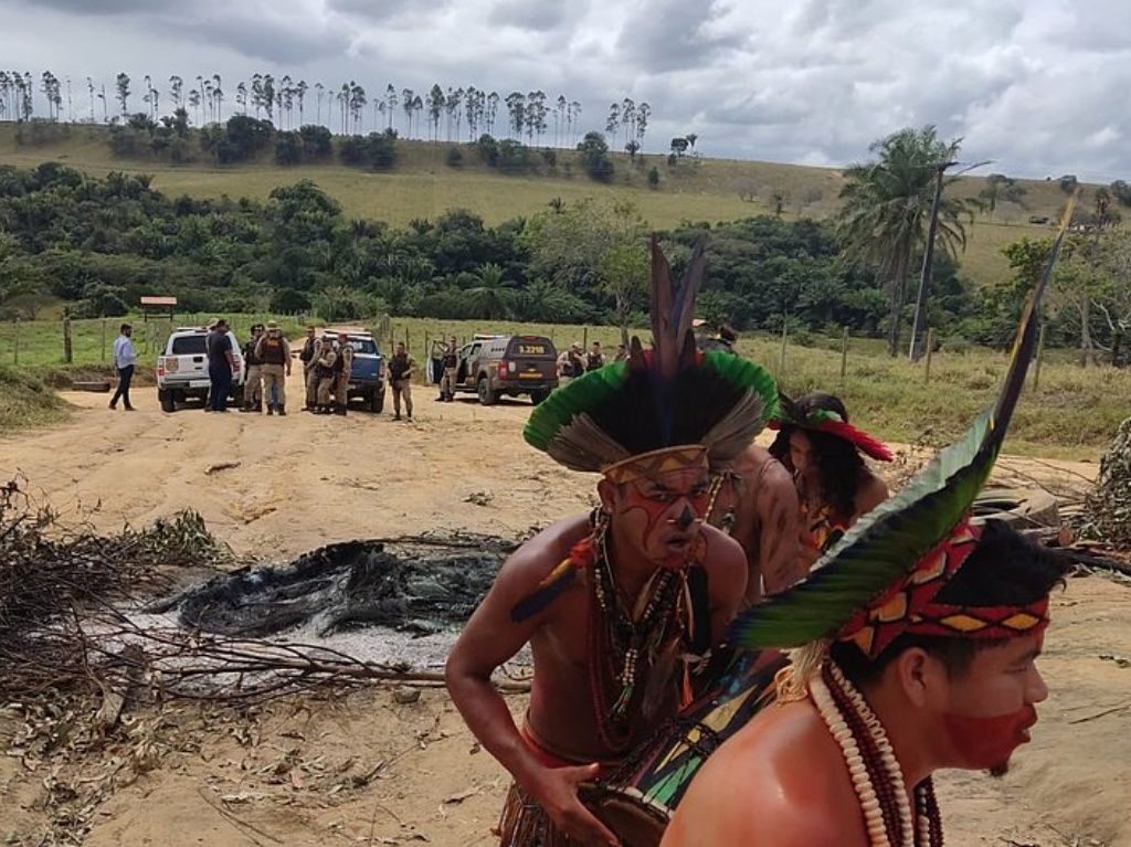 As lideranças indígenas criticaram ações da Força Nacional de segurança no extremo sul baiano e afirmou que discurso oficial é “invenção mal-intencionada”. Foto: Divulgação/Mupoiba