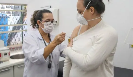 Todos os soteropolitanos com mais de 46 já tomaram a primeira dose, comemora secretário da Saúde