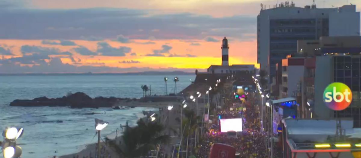 AGORA, AO VIVO: Todos os detalhes do penúltimo dia de festa do Carnaval ...