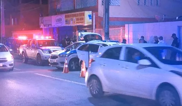 Homem é executado dentro de carro ao sair de presídio em Castelo Branco