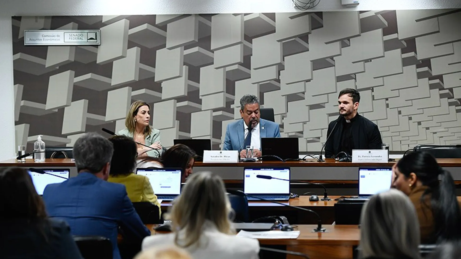 CPI das Bets: quem é Padre Patrick, que depõe nesta quarta-feira?