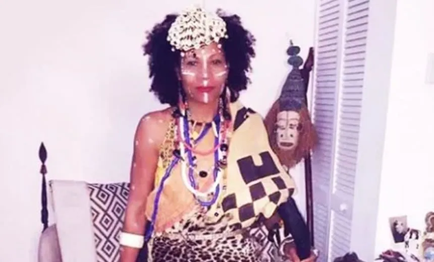 Majestade! Conheça Diambi, a rainha que está em Salvador e você nem sabia