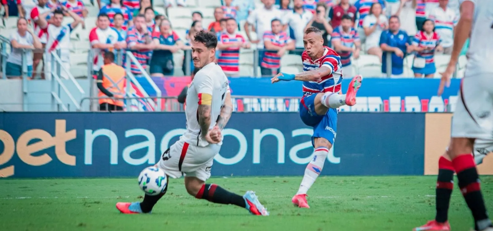 Vitória leva 2 a 0 do Fortaleza e segue na zona de rebaixamento