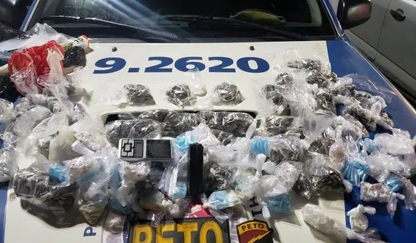 Homem é preso com mais de mil porções de drogas em Brotas 