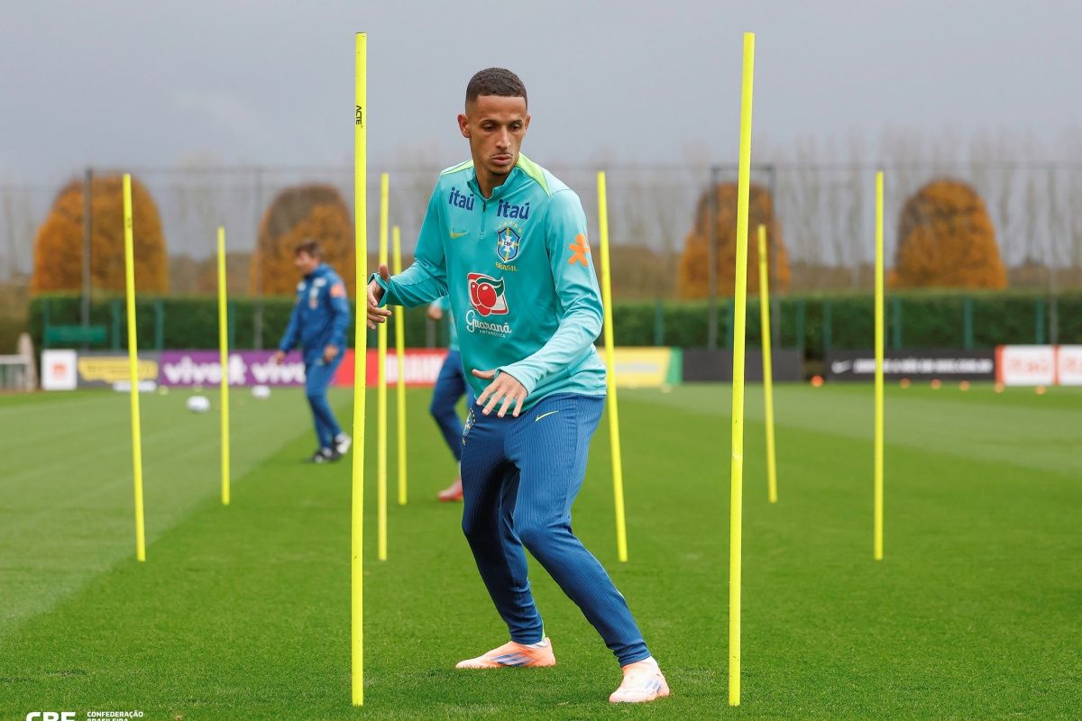 Luciano Juba foi convocado pela primeira vez e disse crer que pode estar na Copa de 2026. Foto: Rafael Ribeiro/CBF