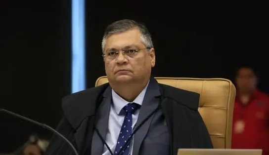 Ministro Flávio Dino interrompe repasse de emendas de ONGs sem transparência