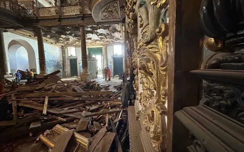 O Iphan contratou uma empresa para realizar servi&ccedil;os emergenciais de requalifica&ccedil;&atilde;o da Igreja de Ouro em Salvador/Foto: Defesa Civil de Salvador&nbsp;