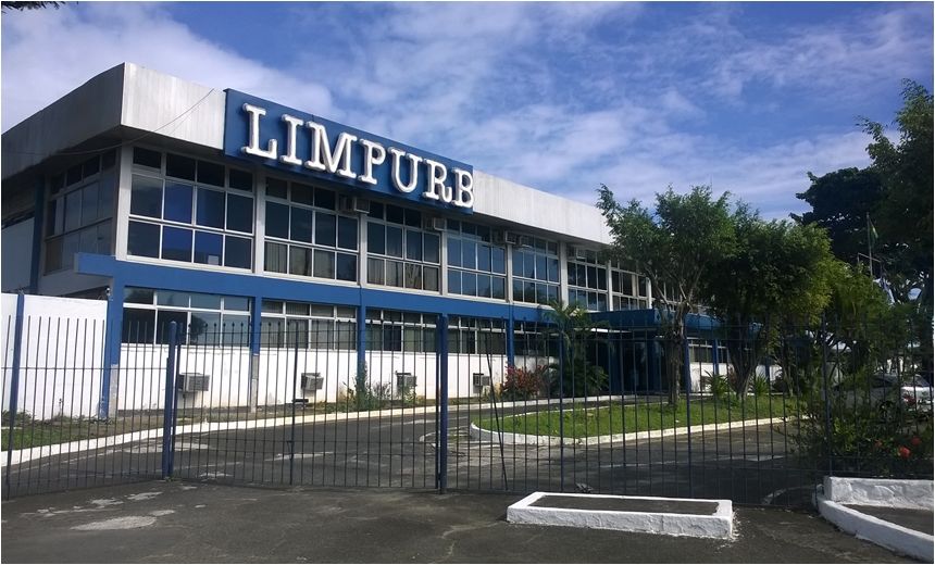 Mais de 80 toneladas de lixo descartado no dia de vota&ccedil;&atilde;o s&atilde;o recolhidos pela Limpurb