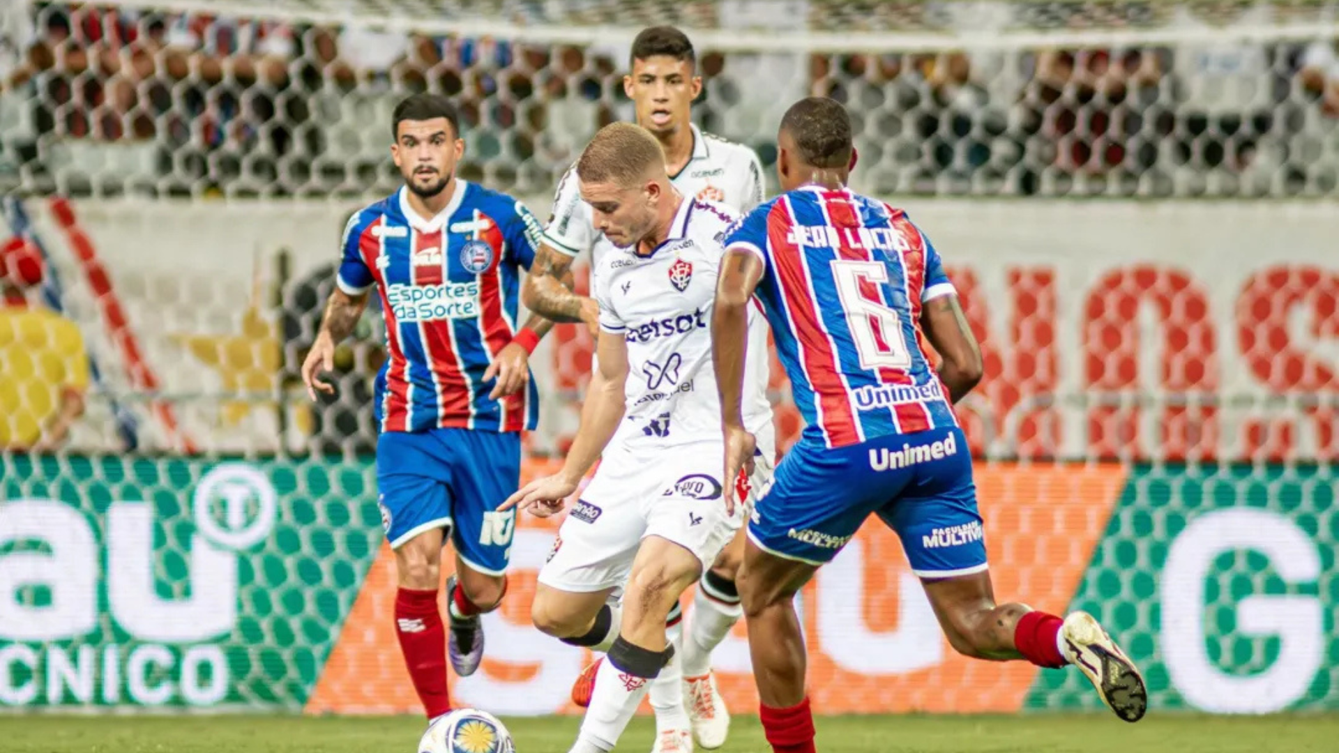 Bahia e Vitória entram em campo às 18h neste domingo (16). Foto: Catarina Brandão| EC Bahia
