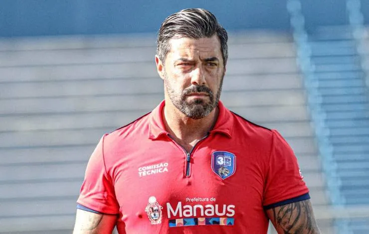Técnico envolvido em injúria racial contra atleta do Bahia Feminino é punido pelo STJD