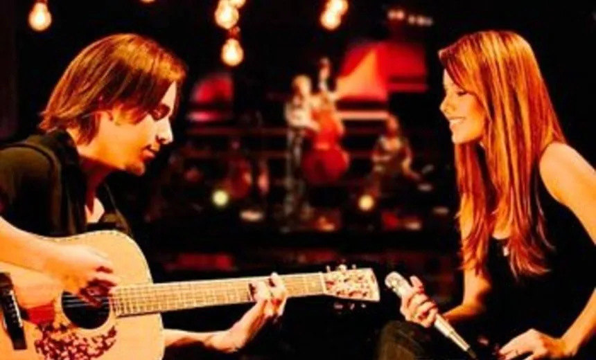 Sandy e Junior reforçam possível “volta” com publicações nas redes sociais; confira