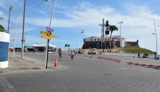 Largo do Farol da Barra, em Salvador, pode mudar de nome. Um projeto de indicação encaminhado à Prefeitura sugere que o local passe a se chamar Soldado Wesley Soares Góes.