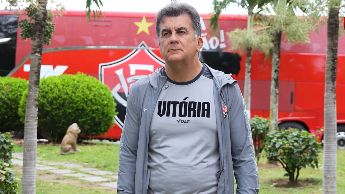 Fábio Mota formaliza candidatura à reeleição no Vitória