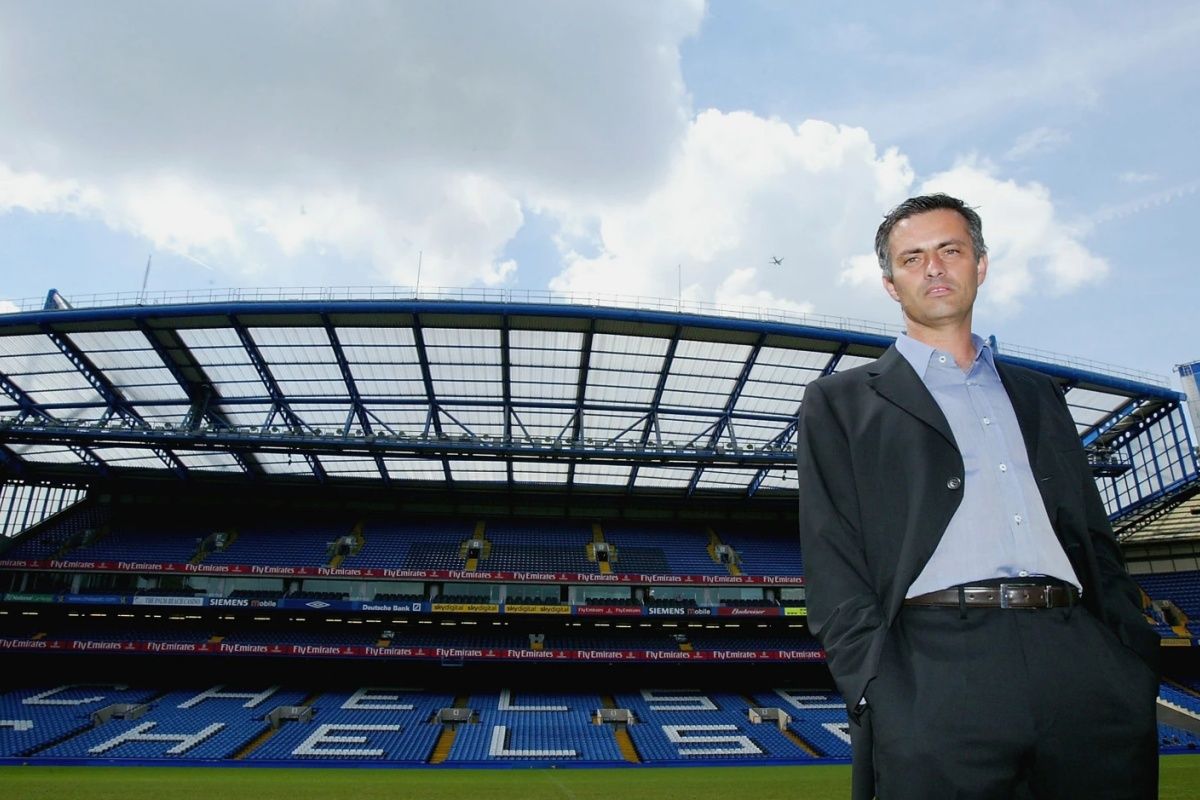 O confronto entre Chelsea x Benfica, transmitido pela TV Aratu, marca o retorno de José Mourinho ao Stamford Bridge. Foto: Divulgação/Chelsea