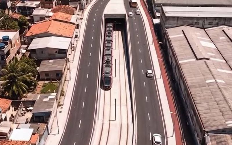 A expans&atilde;o do VLT foi planejada para aproximar o Sub&uacute;rbio Ferrovi&aacute;rio da Linha 1 do metr&ocirc;, permitindo que passageiros cheguem diretamente &agrave; Esta&ccedil;&atilde;o Retiro por meio da integra&ccedil;&atilde;o entre os dois sistemas/Foto: Reprodu&ccedil;&atilde;o&nbsp;