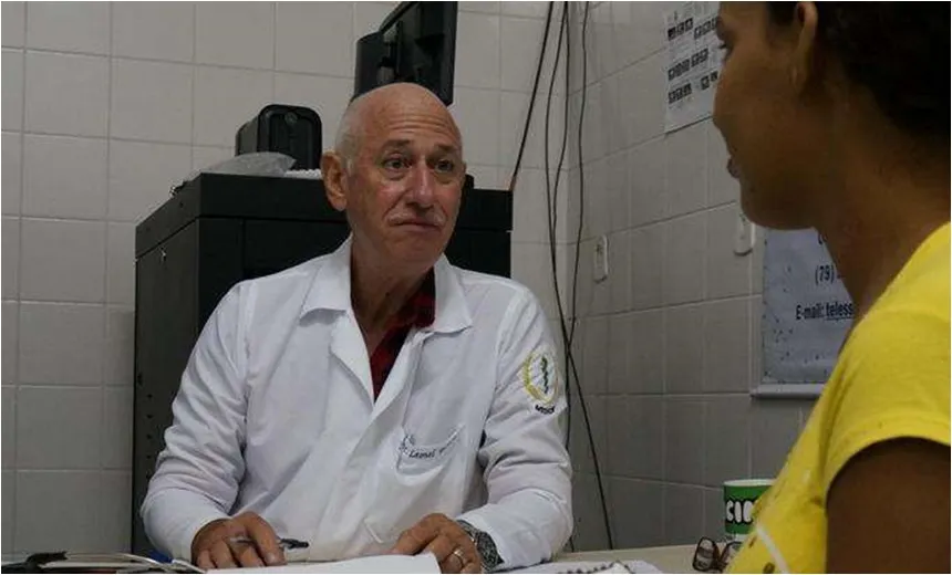 Cuba anuncia saída do programa “Mais Médicos” após declarações de Bolsonaro