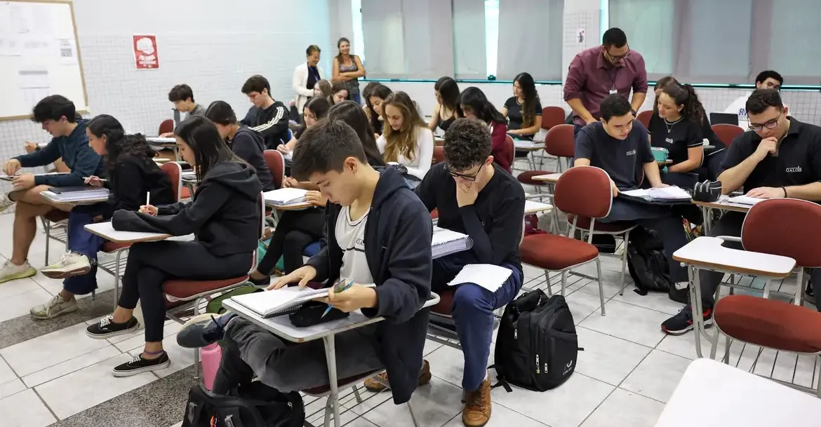 Tema da redação do Enem 2024 é 'Desafios para a valorização da herança africana no Brasil'