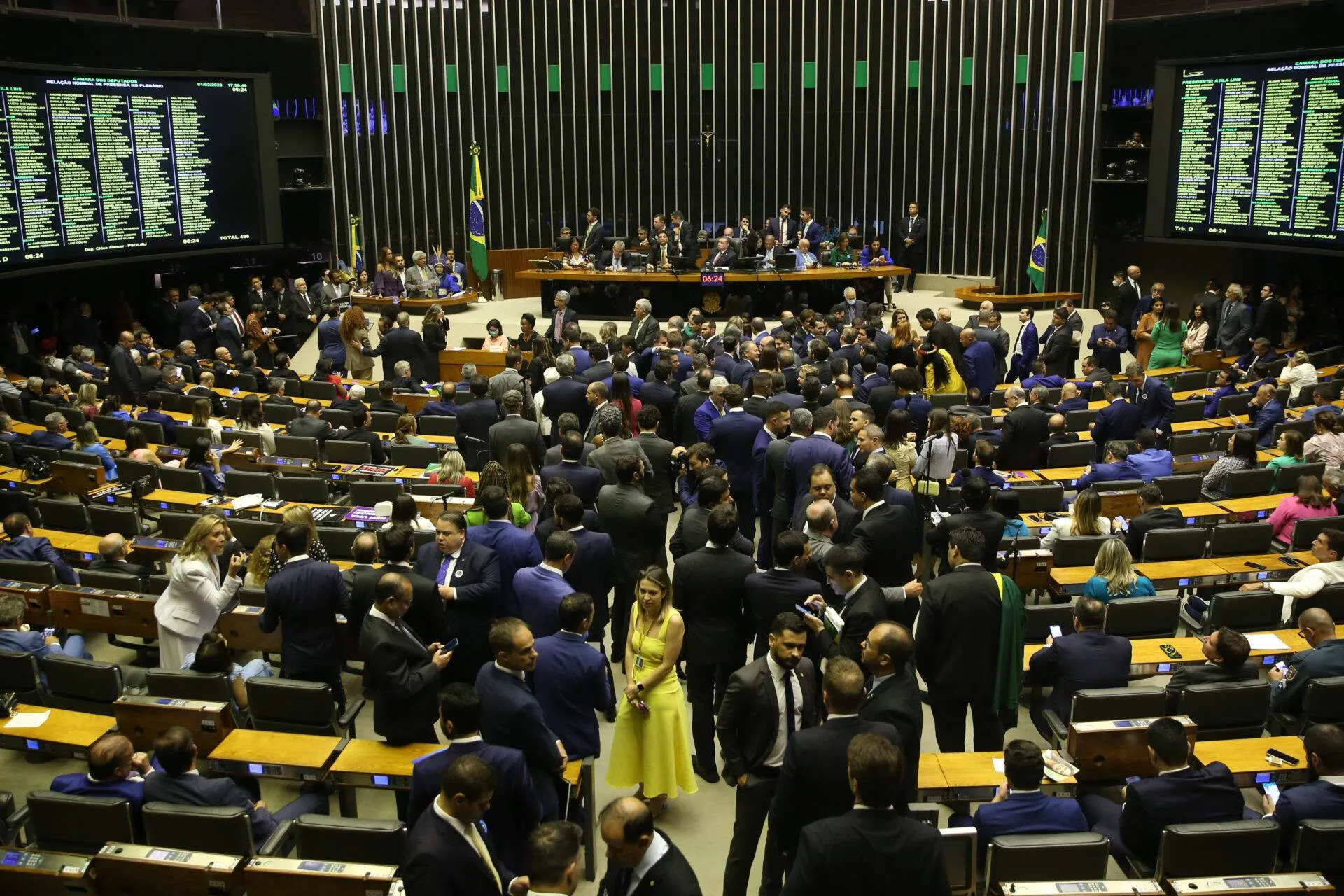 Câmara aprova MP que pode aumentar arrecadação do governo em até R$ 35 bilhões