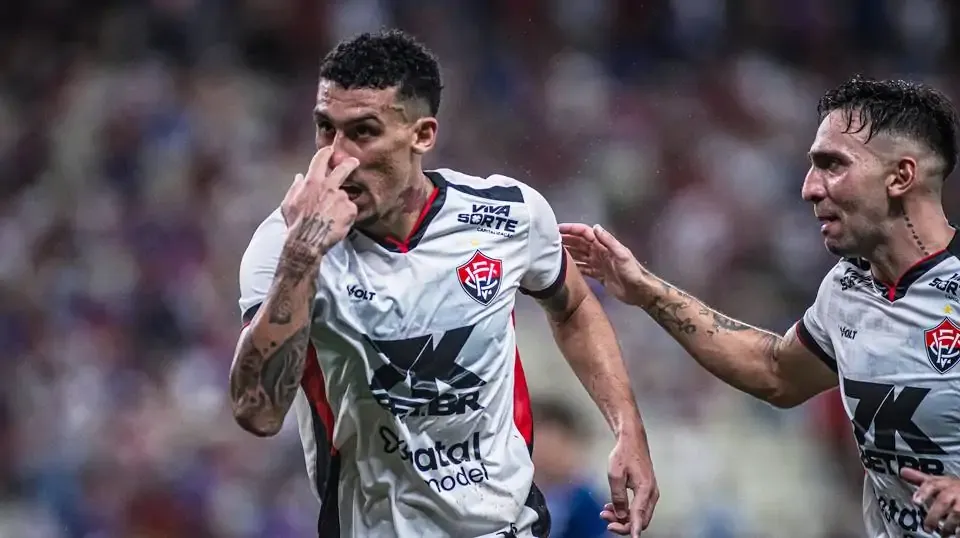 Vitória quer quebrar o tabu contra o Náutico. Foto: Divulgação/Vitória