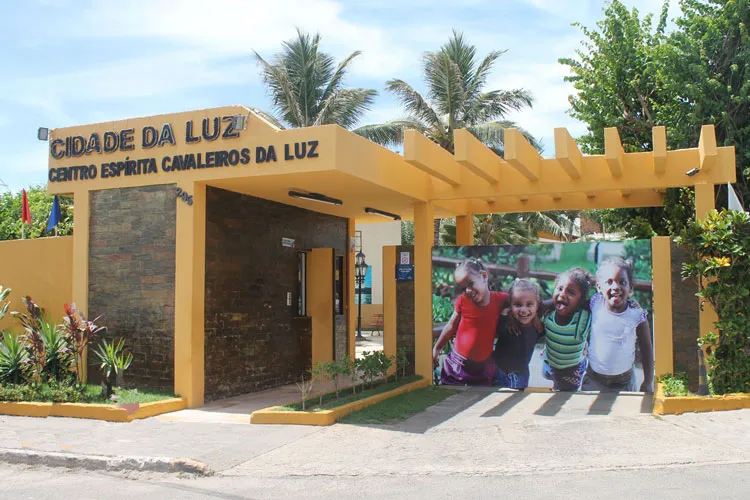 Chico Mendonça se apresenta em Feijoada Beneficente da Cidade da Luz