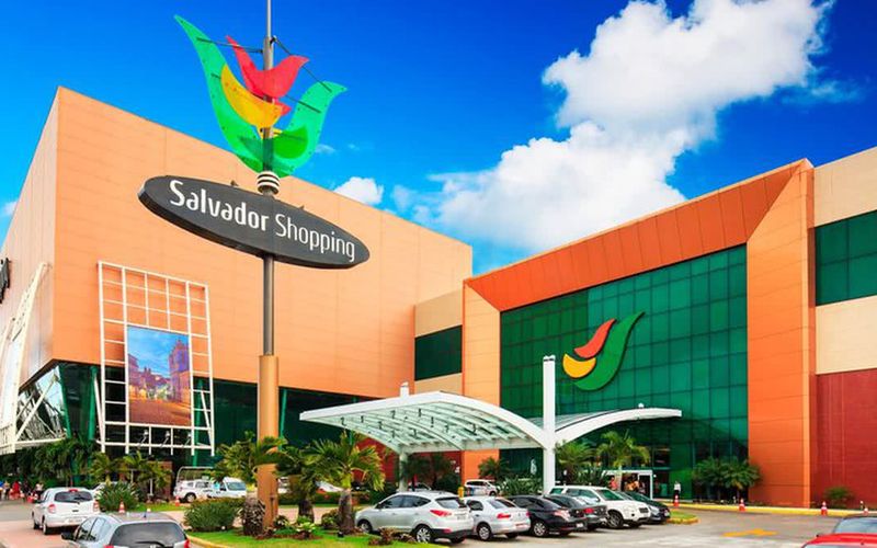 Localizado na regi&atilde;o da Av. Tancredo Neves, o Shopping Salvador &eacute; um dos principais polos de compras e servi&ccedil;os da capital baiana/Foto: Divulga&ccedil;&atilde;o/Shopping Paralela&nbsp;
