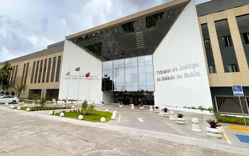 O Tribunal de Justi&ccedil;a da Bahia (TJ-BA) abriu inscri&ccedil;&otilde;es para vagas de est&aacute;gio de gradua&ccedil;&atilde;o e p&oacute;s-gradua&ccedil;&atilde;o em Salvador/Foto: Divulga&ccedil;&atilde;o/TJ-BA