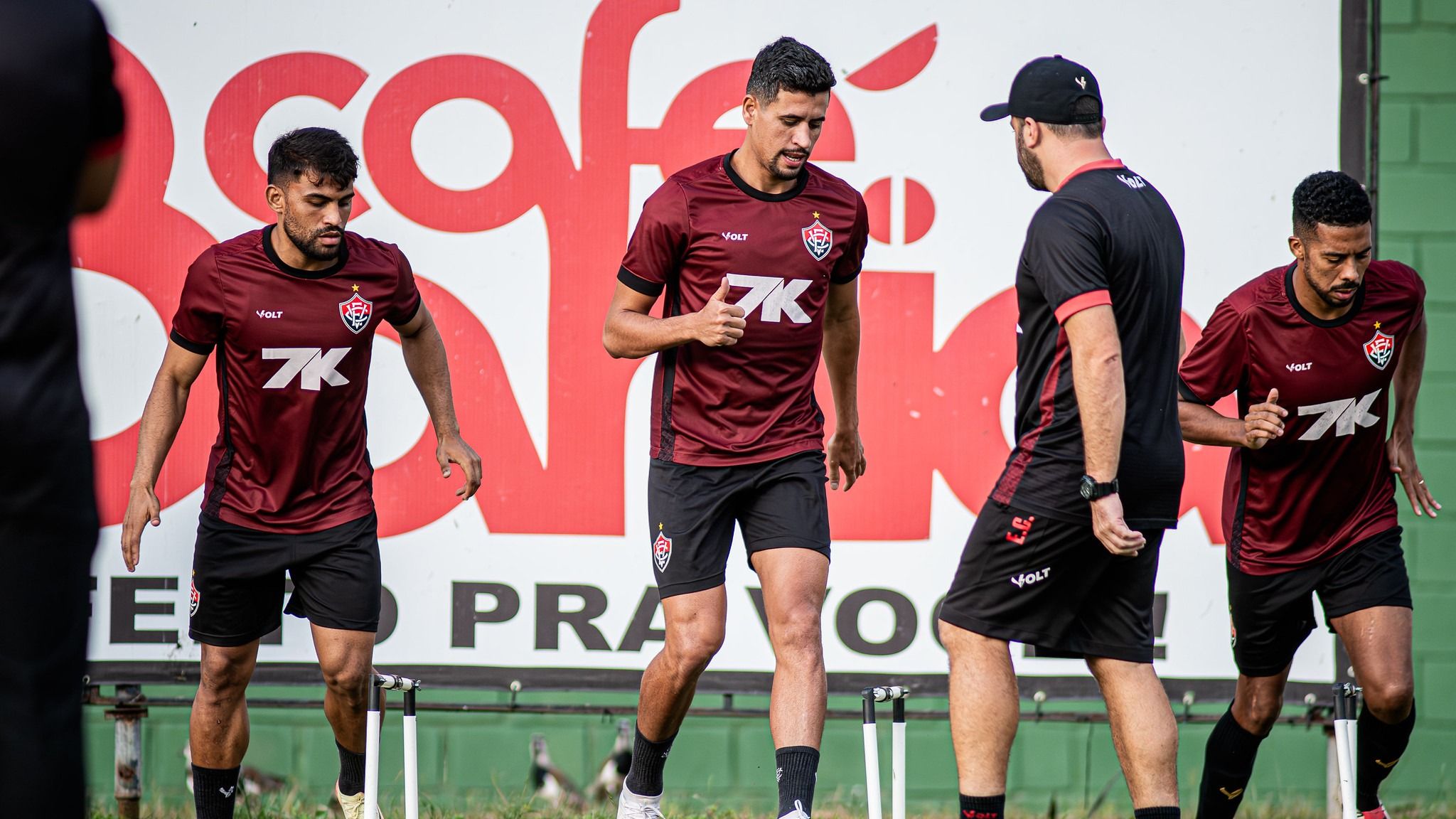Vitória encara o Palmeiras nesta quarta-feira (18) | Foto: Victor Ferreira/EC Vitória
