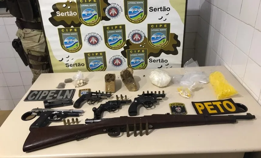 Após confronto, fuzil, pistola e revólveres são apreendidos na cidade de São Félix