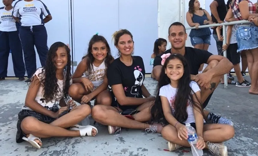 Famílias curtem o segundo dia de Galinho