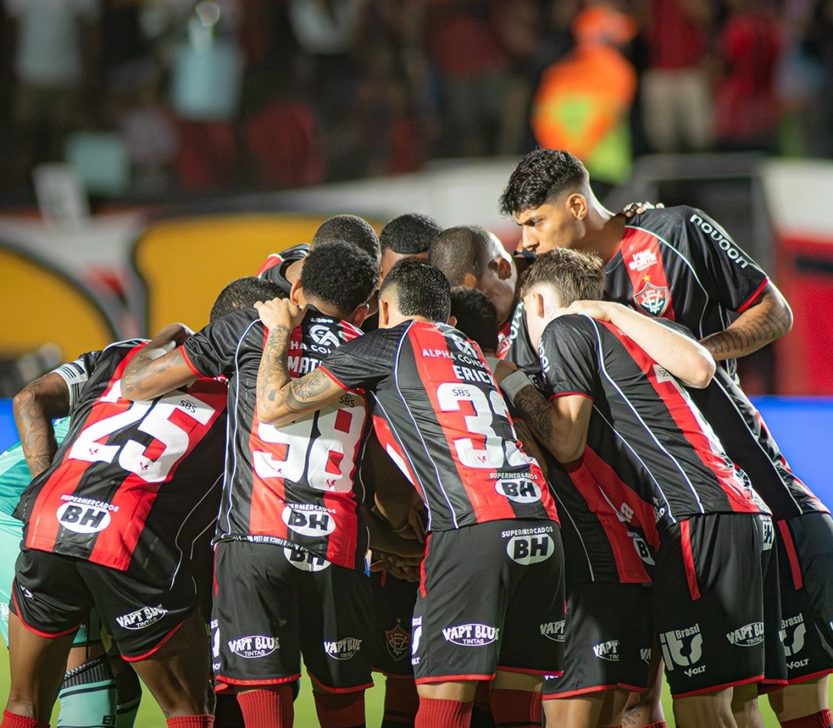 Pelo jogo de volta das quartas de final, o Vit&oacute;ria perdeu para o Vasco por 2x0, placar de 3x0 no agregado, e deixa a Copa do Brasil 2026. Foto: Victor Ferreira/EC Vit&oacute;ria