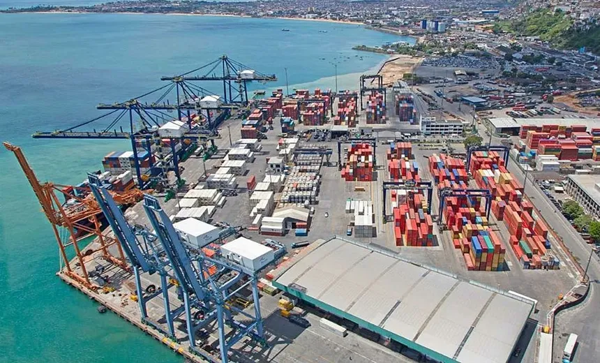 Obra de ampliação do Porto de Salvador é interditada pela Sedur