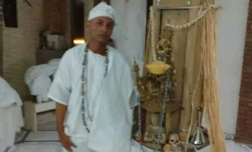 Pai de Santo é encontrado morto dentro de casa; vítima teve pés e braços amarrados