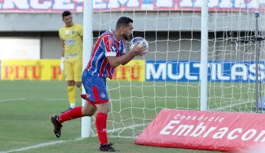 Com 4 gols de Gilberto, Bahia goleia o Altos-PI e assume a liderança do grupo A da Copa do Nordeste