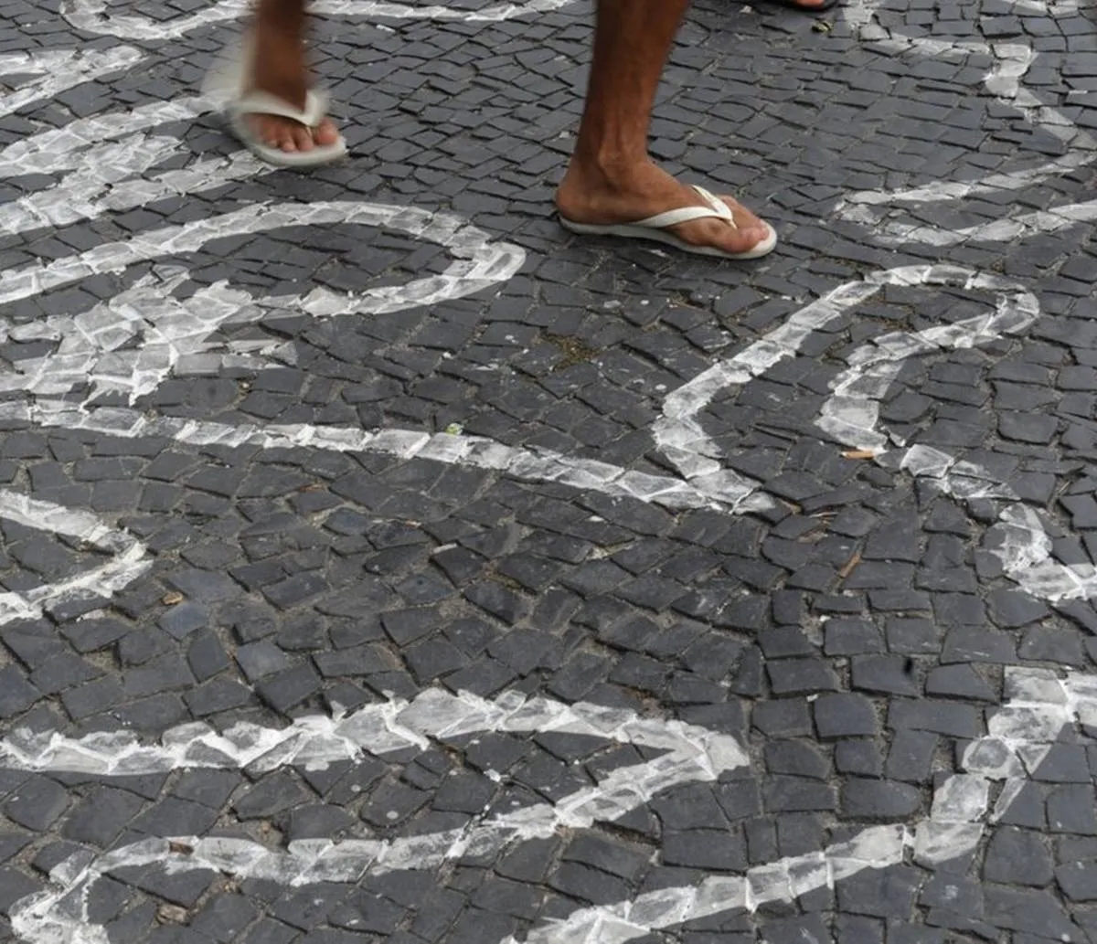 Violência policial é expressão do racismo em diversas partes do mundo