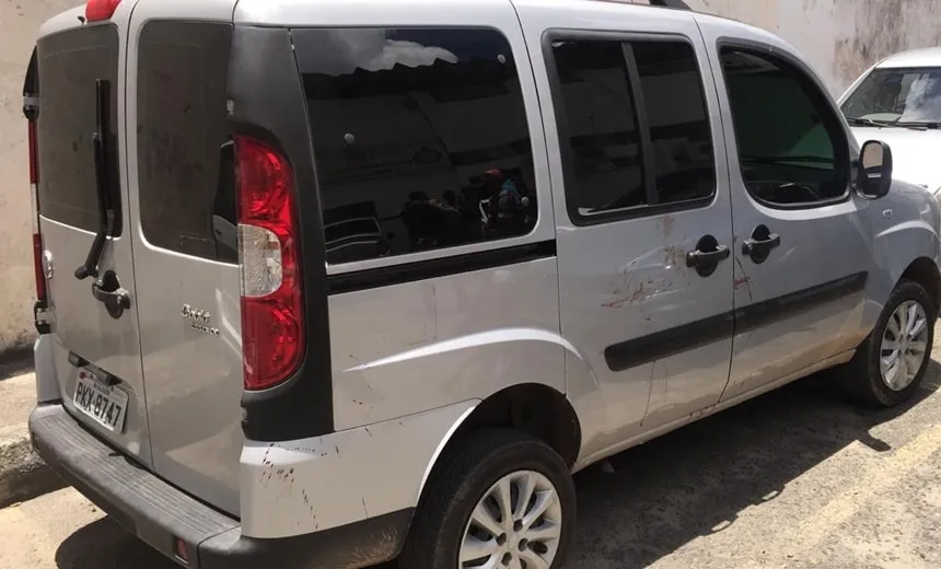Suspeito de tentar assaltar carro-forte procura atendimento após ser baleado