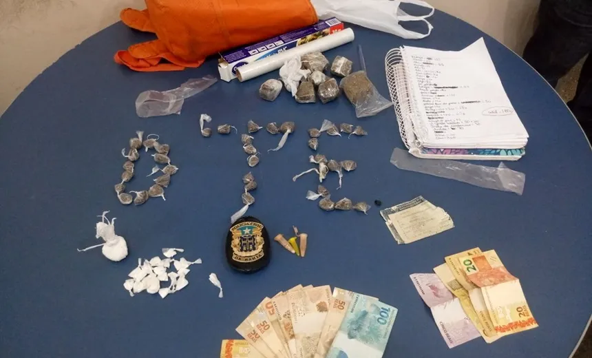Homem chama a atenção da polícia anunciando venda de armas e é preso com drogas na Bahia