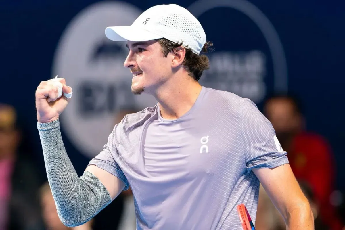 João Fonseca faz história e conquista título do ATP 500 da Basileia