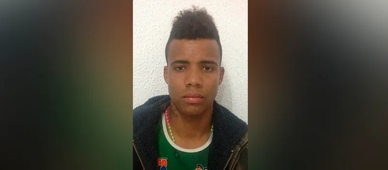 MOTIVO BANAL: Por suposto furto de celular, professora é morta a facadas por jovem de 19 anos