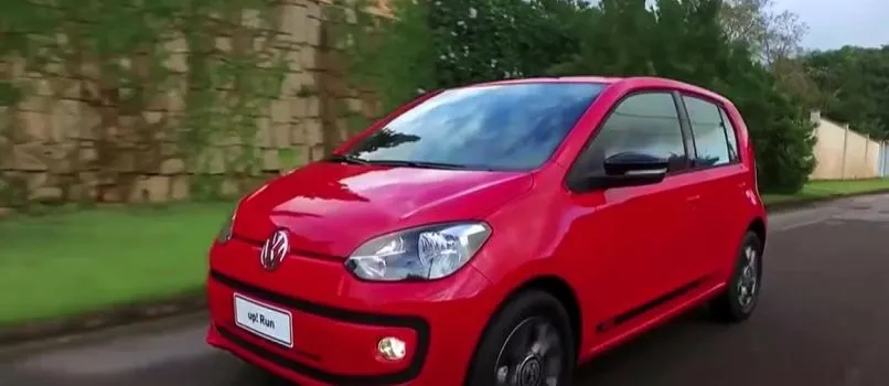 AUTOS E MOTOS: Programa traz especial de hatches de entrada