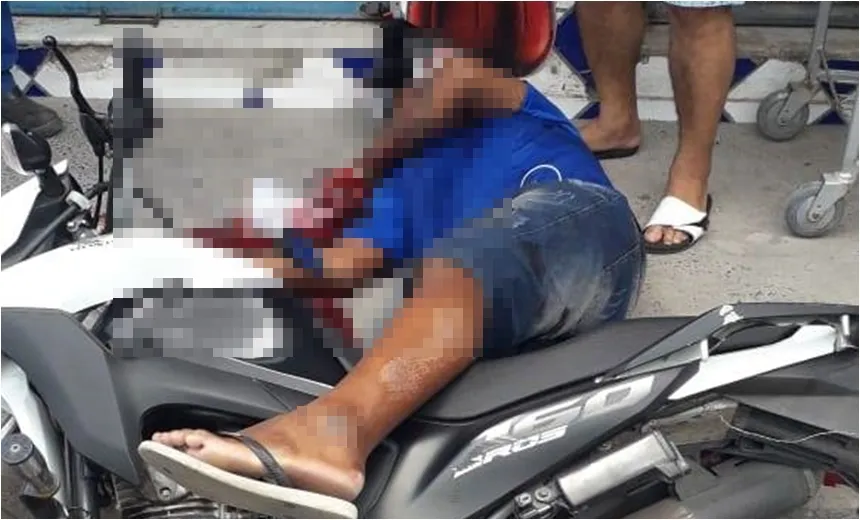 Homem é assassinado a tiros em conjunto residencial de Feira de Santana