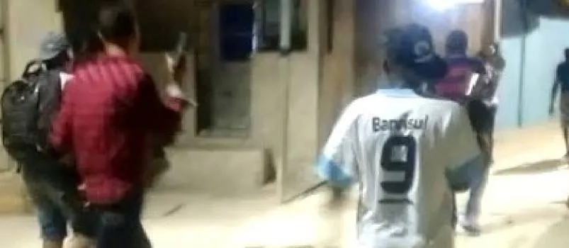 COSME DE FARIAS: Polícia prende traficante que aparecia em vídeo ‘mandando recado’ para rivais