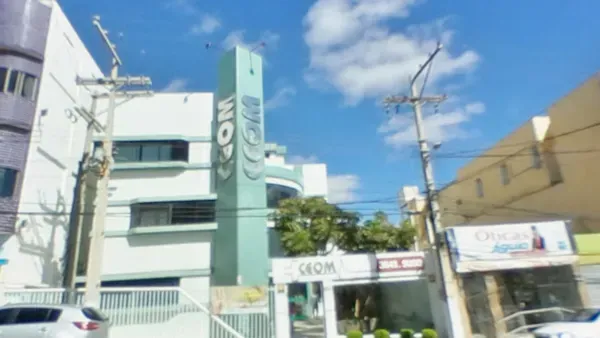 Estado e clínica devem pagar tratamento de idosa que ficou cega em mutirão na Bahia