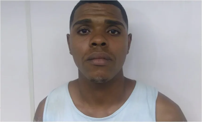 Homem com sete passagens pela polícia é preso após perseguição na Avenida Paralela
