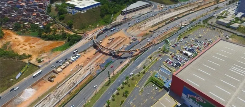 INTERDIÇÃO: Obras do novo viaduto interditam parte da Paralela no final de semana