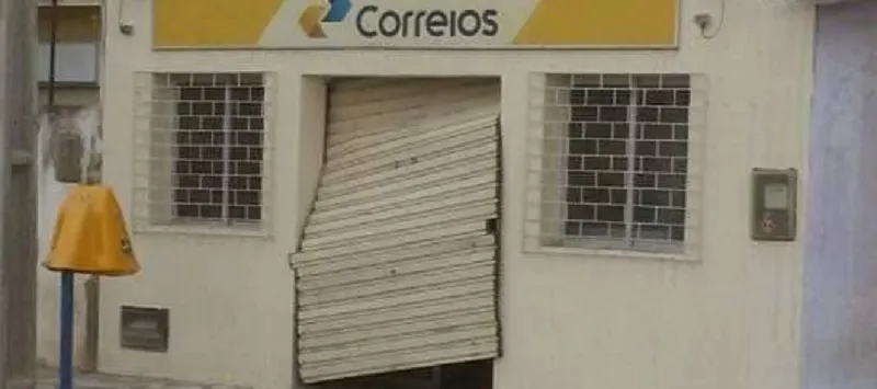 FEIRA DE SANTANA: Polícia prende quatro suspeitos de arrombar cofre dos Correios