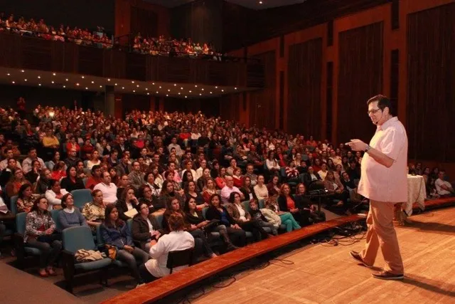 Salvador recebe consultor internacional de história, James McSill, para ministrar sobre marketing e Storytelling