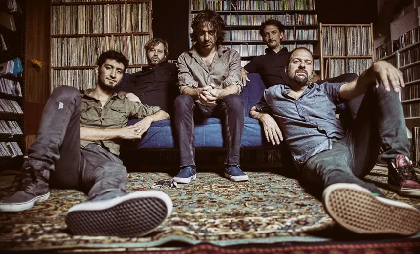 Grupo argentino mistura tango e ‘rock and roll’ em apresentação única na Bahia